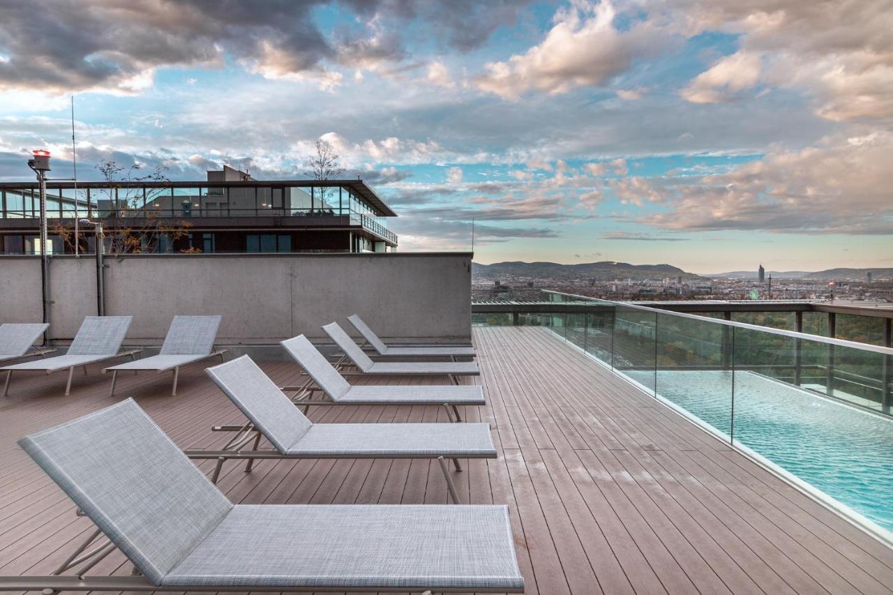 Apartment Amazing View Over And Infinity Pool Wien